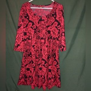 Dress, mid length, stretchy, roomy